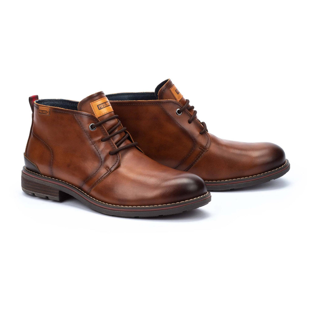 pikolinos chukka boots