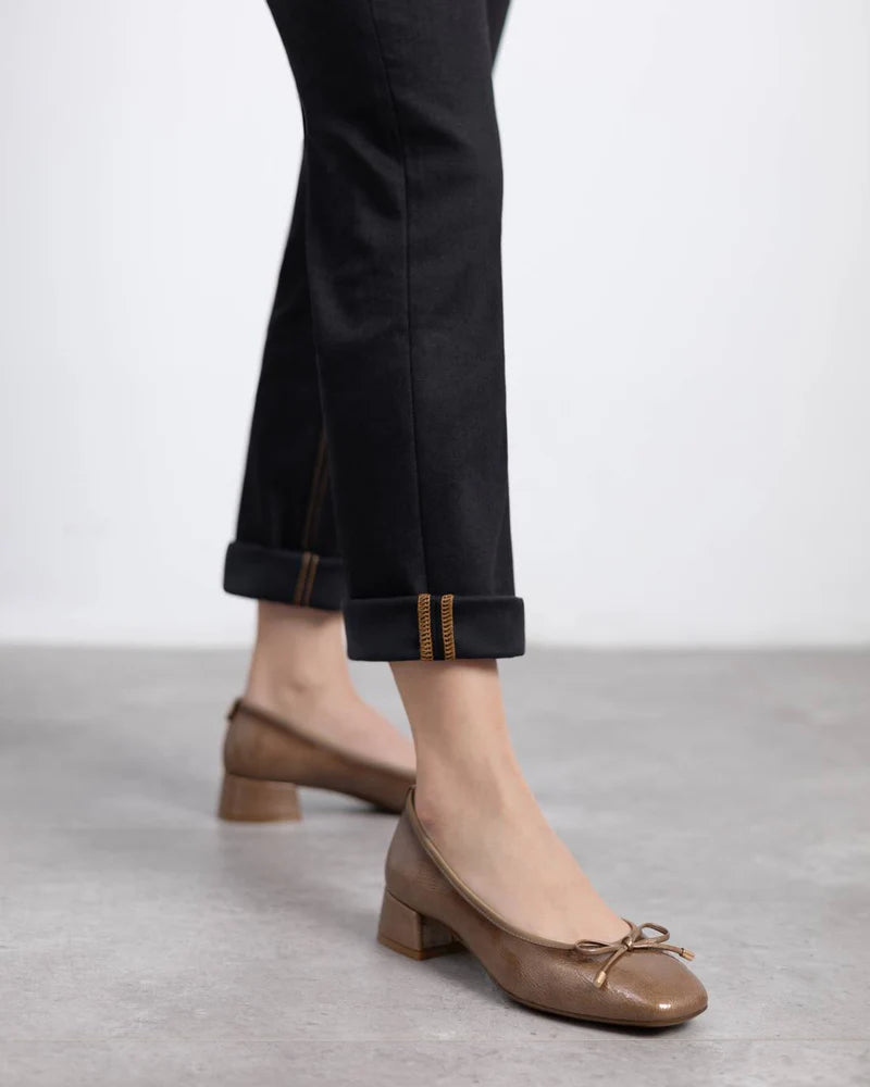 XTI Ladies Block Heel Bow Trim Pump