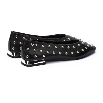 Martinelli Vescia Ladies large Stud Flat Pump