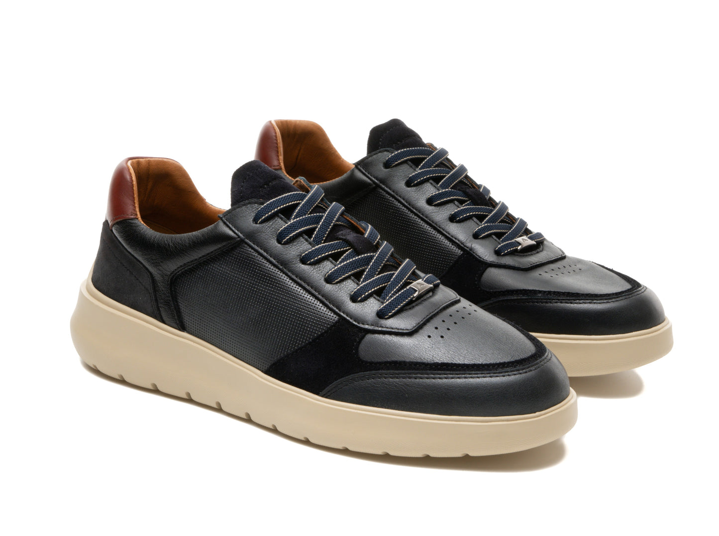 Ambitious Men’s Lace Up Leather Sneaker