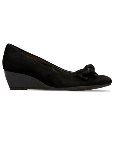 Bourne Mid Wedge Heel Court Shoe With Bow Detail