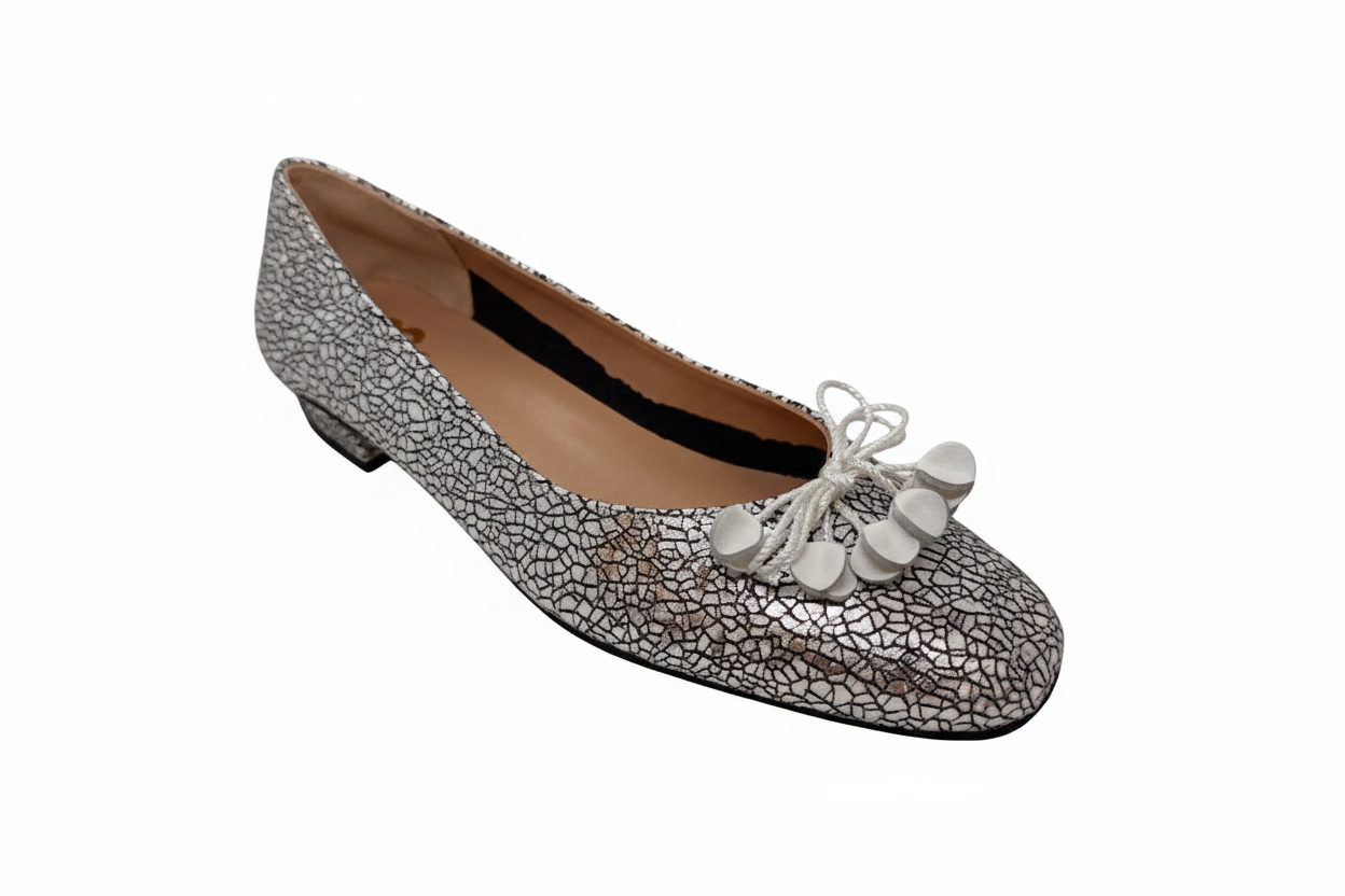 Jest Crisp Metallic Pump - Background Removed