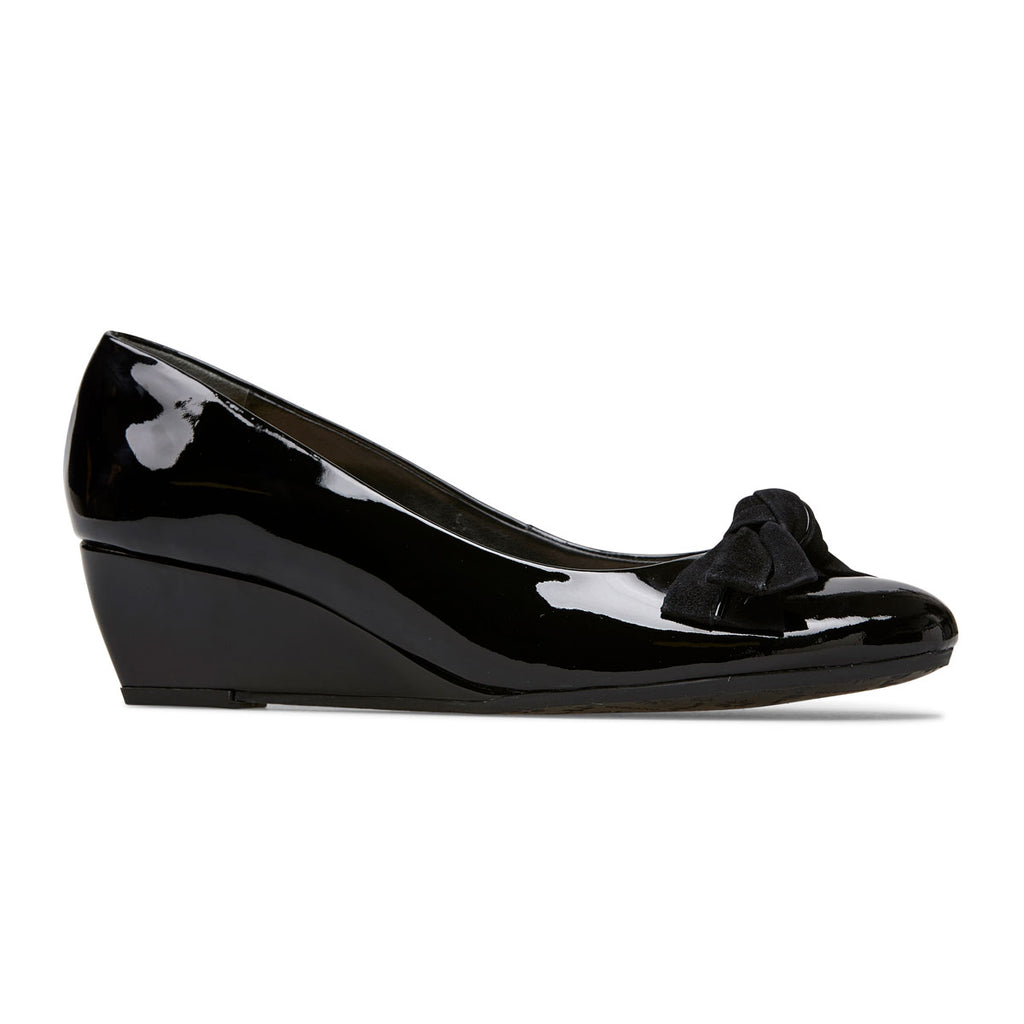 Bourne Mid Wedge Heel Court Shoe With Bow Detail Hobson Shoes