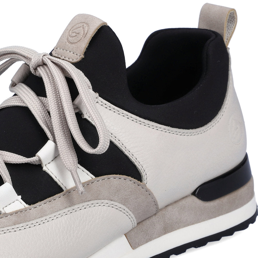 Remonte Ladies Feature Lace Sneaker