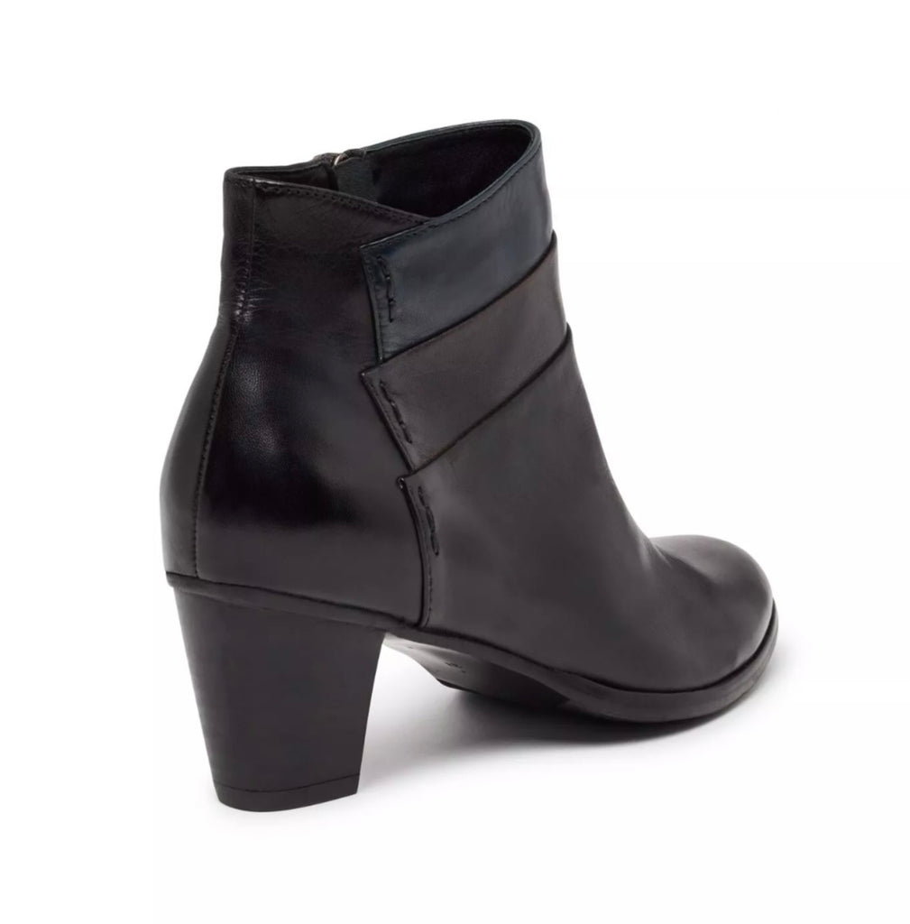bottine/boots REGARDE LE CIEL Femme SONIA-129 bordeaux