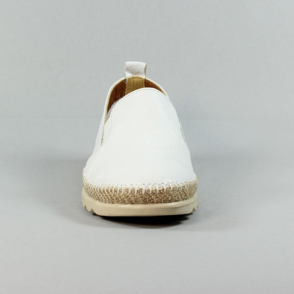 Lunar Madrid Ladies Soft Leather Casual Shoe