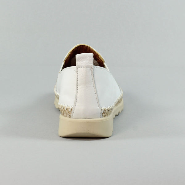 Lunar Madrid Ladies Soft Leather Casual Shoe