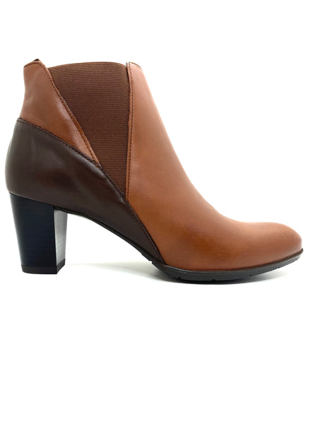 Toulouse Zip Up Heeled Chelsea Boot